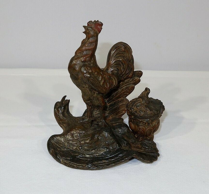Inkwell In Patinated Spelter “Le Coq Patriotique” – Late 19th Century
