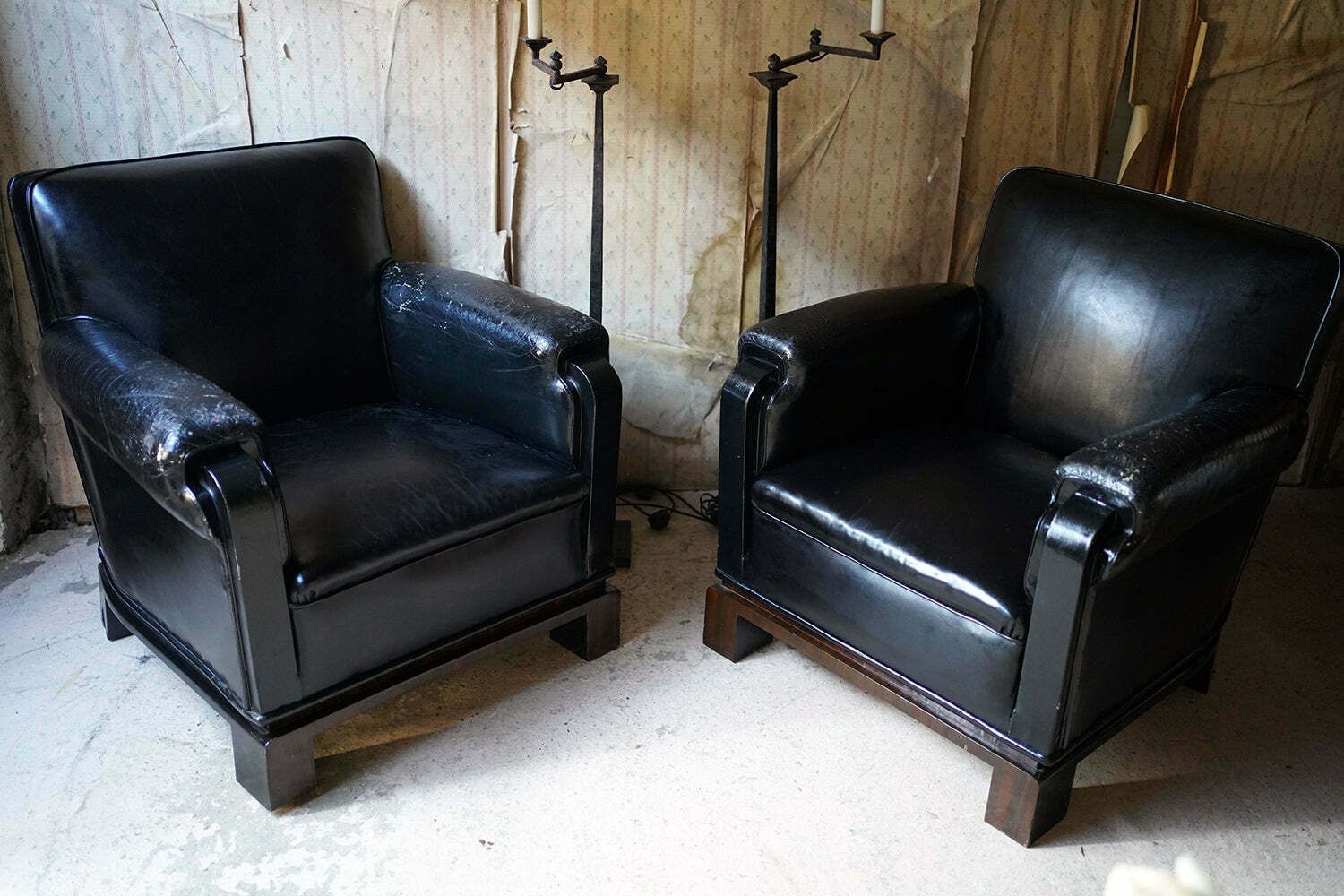 A Good Pair Of French Art Deco Period Leather Club Armchairs C.1930 photo buy