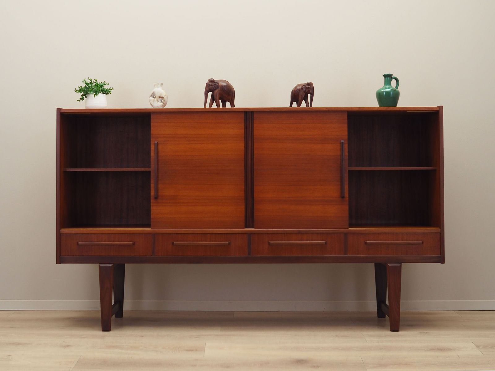 Teak Highboard, Danish Design, 1960s, Manufacturer: Pmj Viby J photo 2359.0