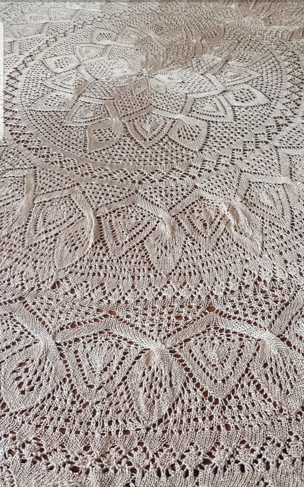 Vintage Large Hand Knitted Tablecloth Salmon Pink 206 Cm X 250 Cm