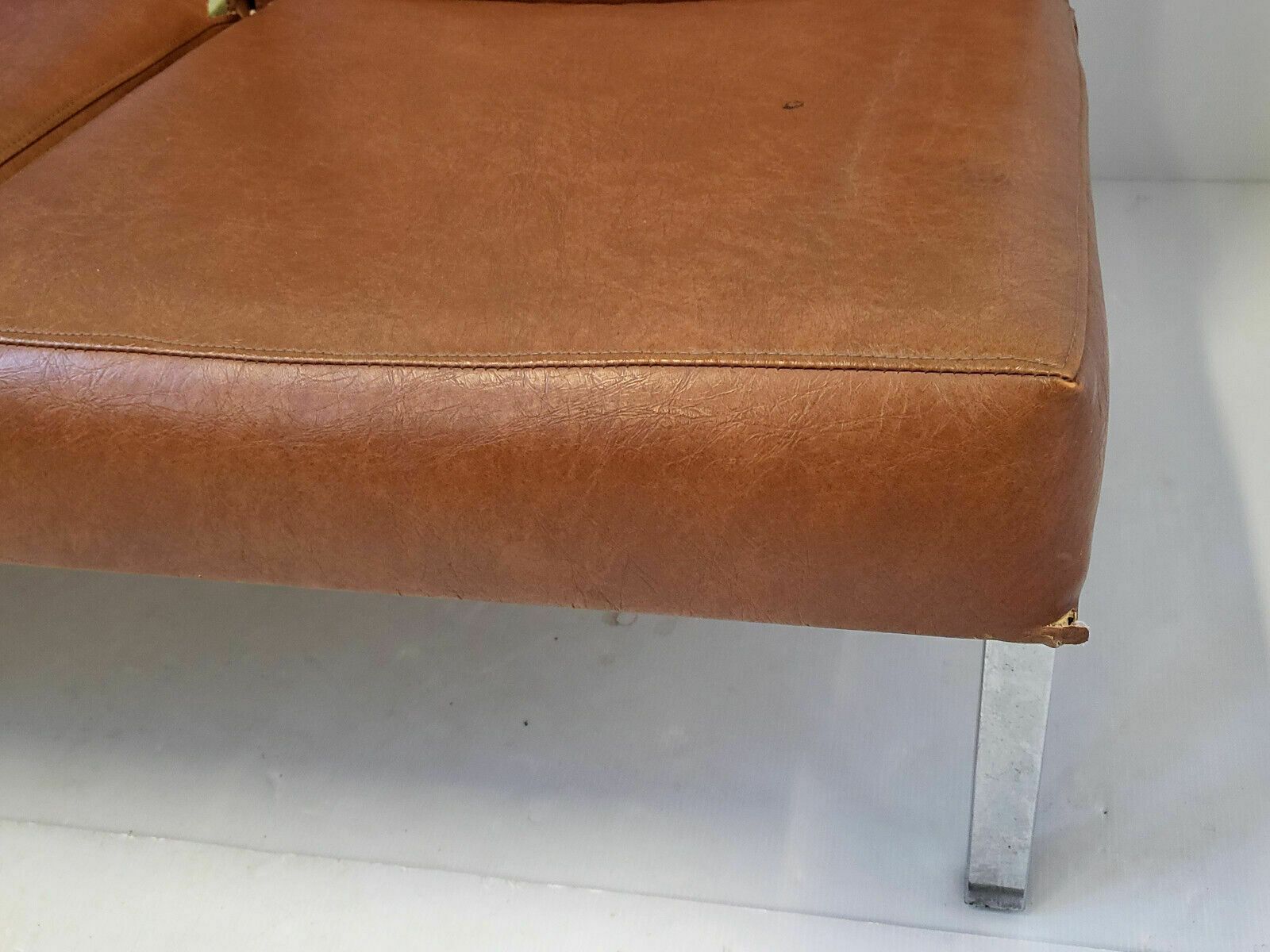 Sofa 3 Zits 1960 Vintage Skai Havane & Verchroomd Staal 60s Jaren 1960 photo 732.0