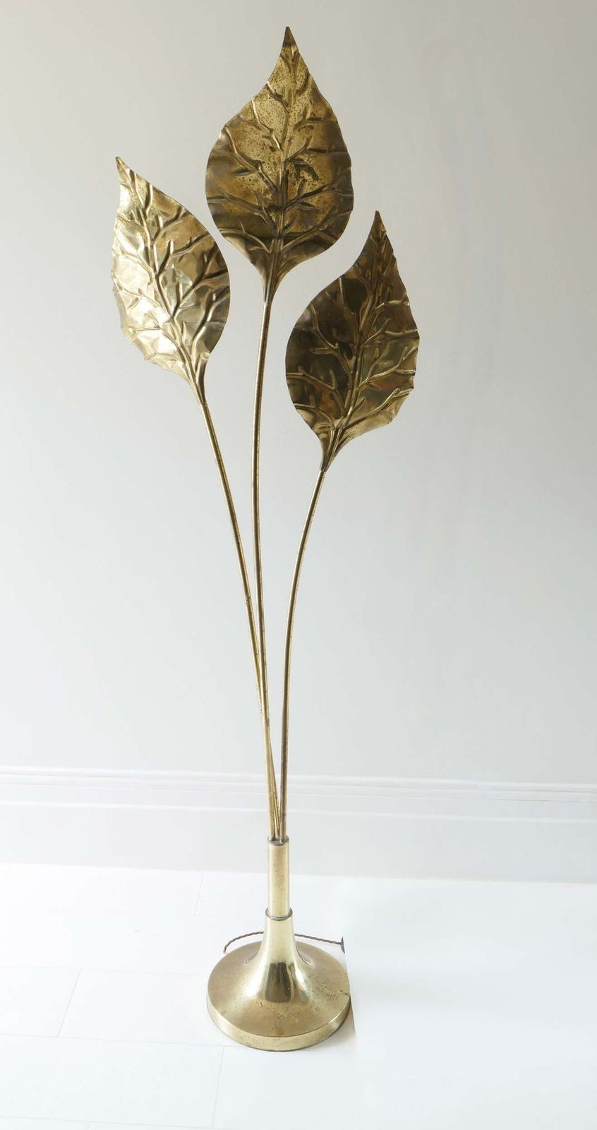 Brass 3 Lights, Leaf Shaped Floor Lamp, Tommaso Barbi Style, Italy, 1970s