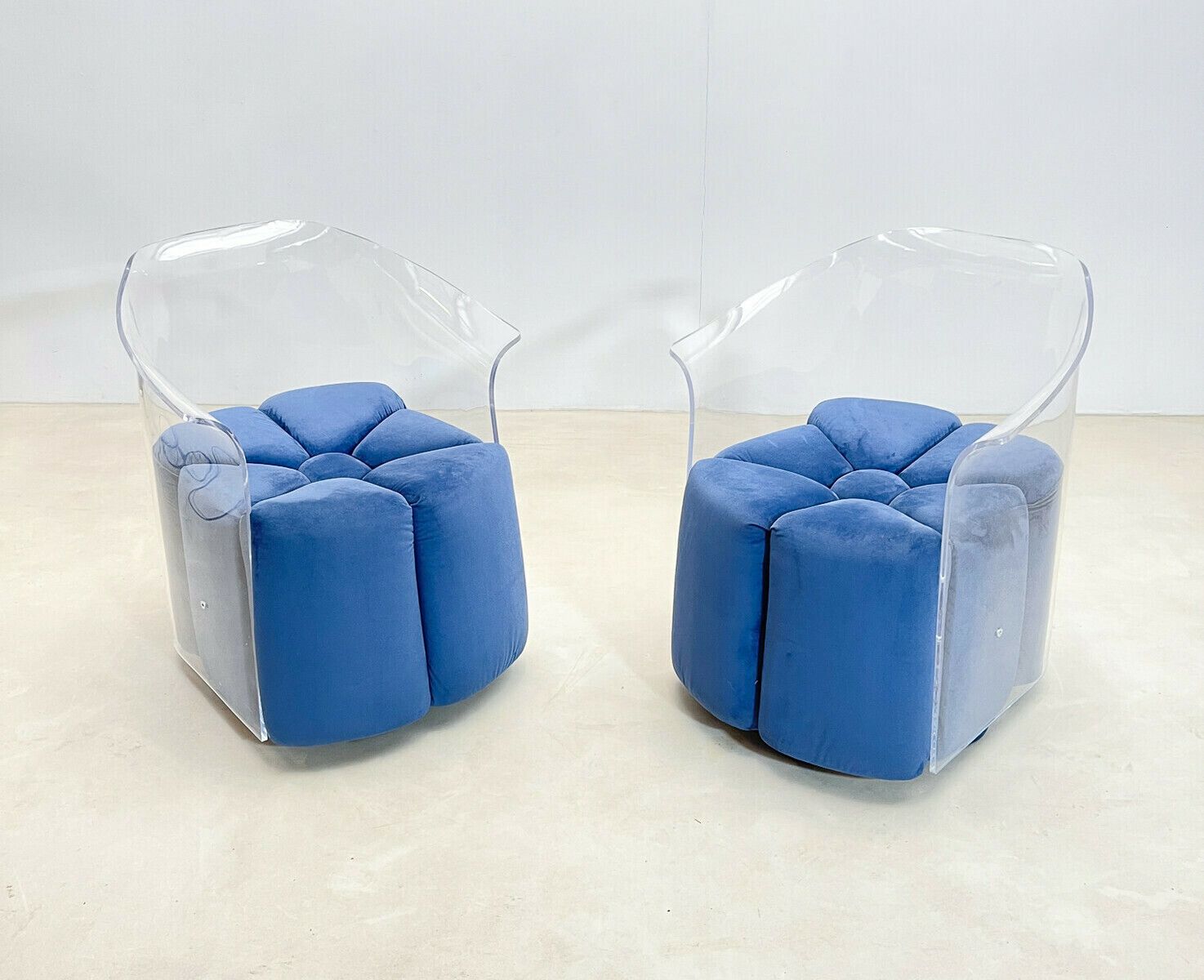 Pair Of Mid Century Modern Lucite Armchairs In Blue Velvet photo for sale