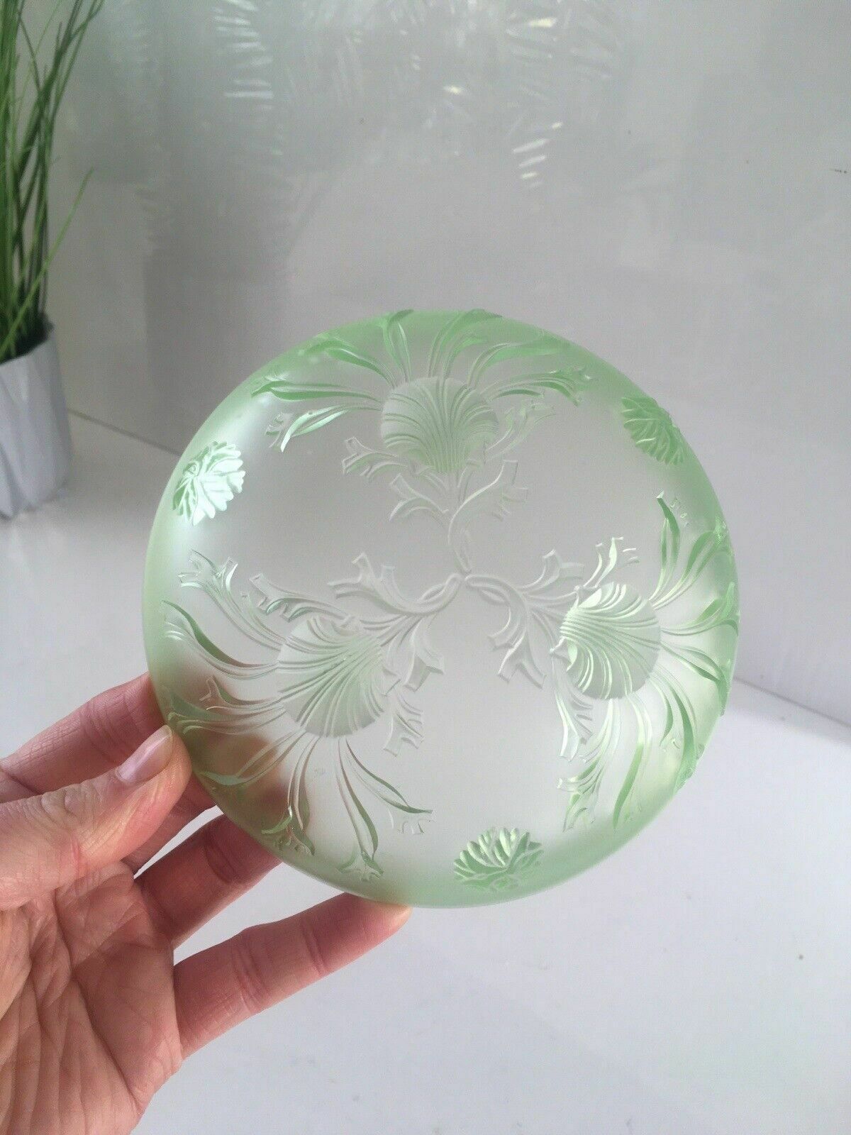 photo vintage Art Deco Uranium Glass Dessert Bowl Set Seaweed Seashell Verlys Walther & Sohne