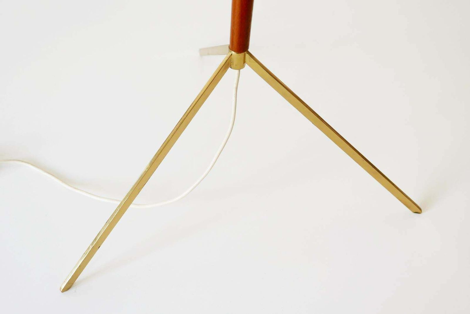 Elegant Mid Century Modern Tripod Floor Lamp By J.T. Kalmar, Austria, 1950s photo vinterior