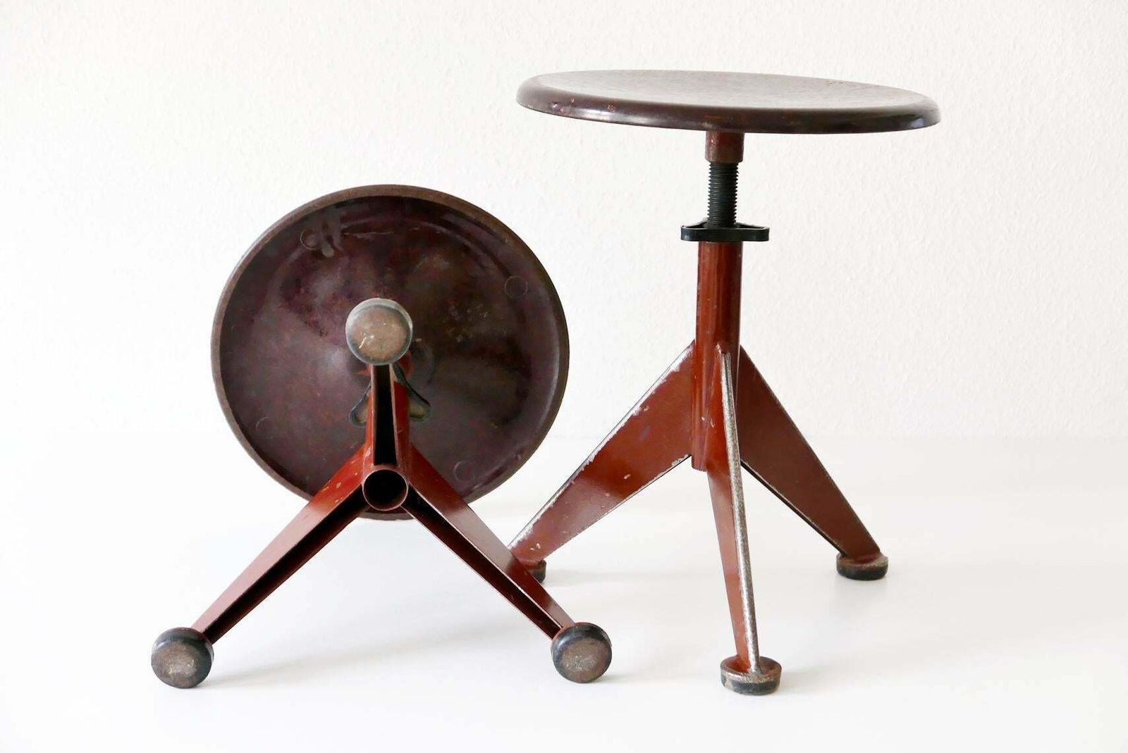 photo vinterior Set Of Two Industrial Workshop Stools By Ab Odelberg Olsen, 1930s, Sweden