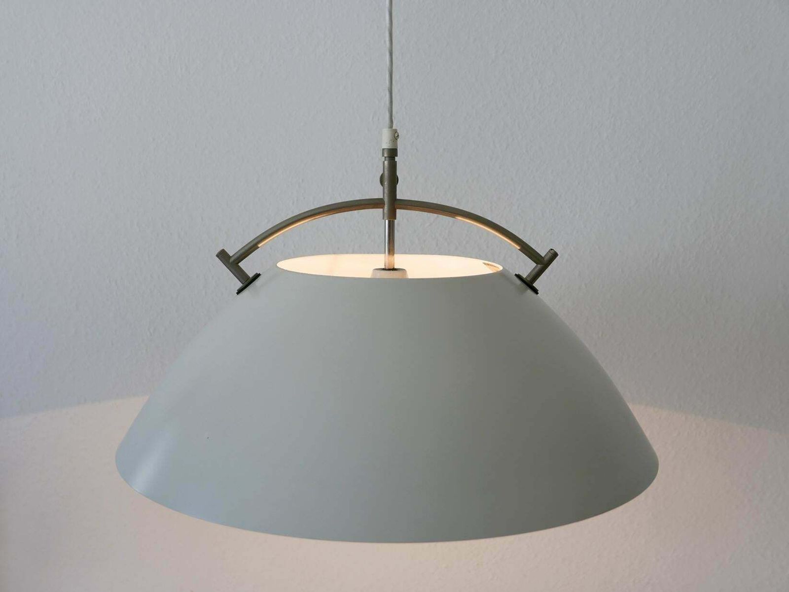 Lighting Original Midcentury Jh 604 Pendant Lamp By Hans Wegner For Louis Poulsen, 1960s photo