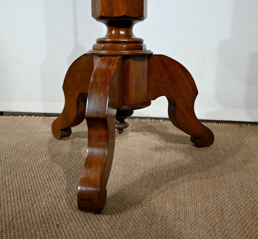 1246.3 Small Tripod Pedestal Table In Mahogany, Restoration Period   1st Part Of The 19th Century photo