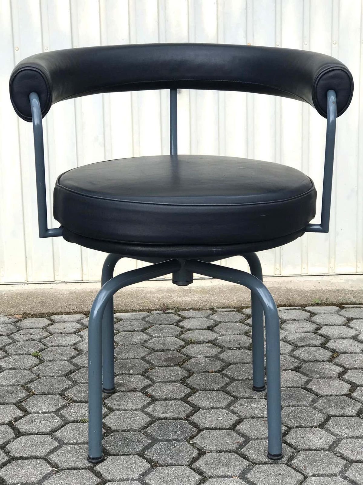 photo for sale Set Of Six Cassina Swivel Arm Chairs Lc7 By Le Corbusier, Perriand & Jeanneret