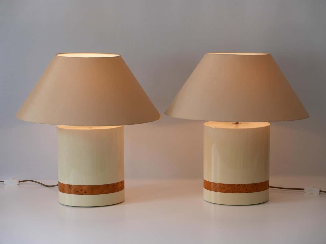 Set Of Two Elegant Mid Century Modern Table Lamps By Tommaso Barbi, Italy, 1970s photo vinterior