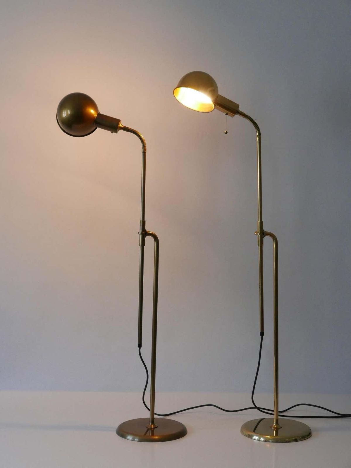 photo vinterior Set Of Two Mid Century Modern Reading Floor Lamps ''Bola'' By Florian Schulz 1970s