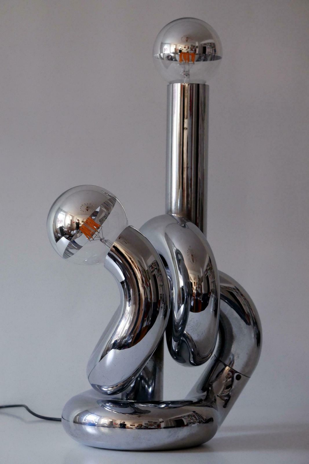 photo furniture Sculptural Table Lamp Or Floor Light Bruco By Giovanni Banci 1960s Italy