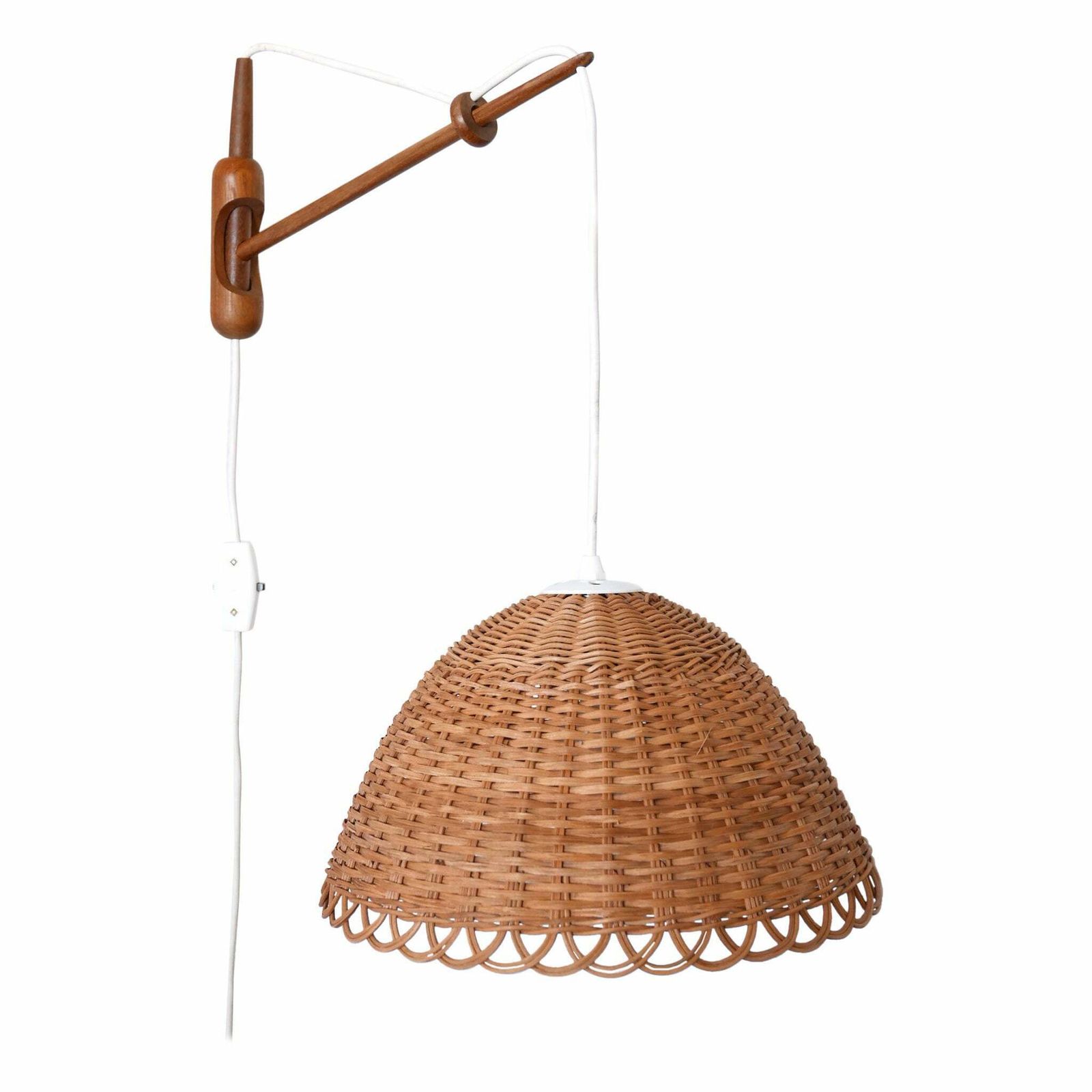 Rare & Elegant Mid Century Modern Rattan & Teak Wall Lamp Scandinavia 1960s