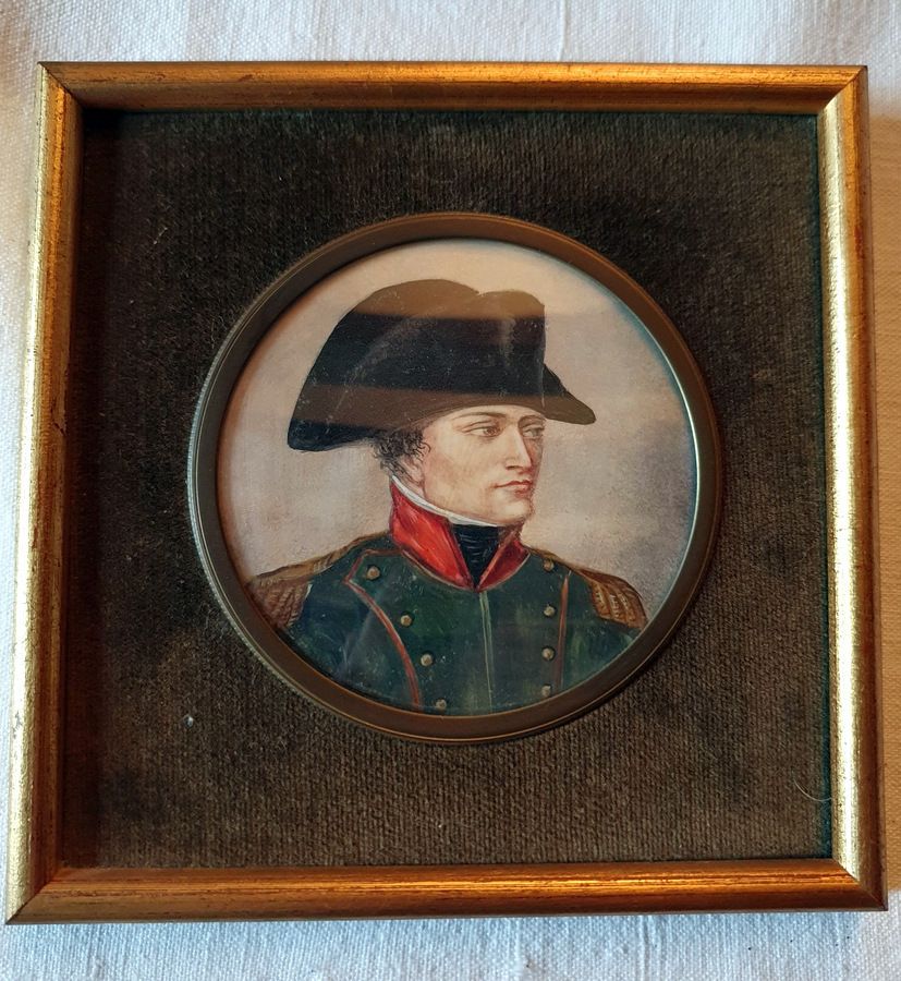 Miniature Medallion  Portrait Napoleon Ier Ivory Painted