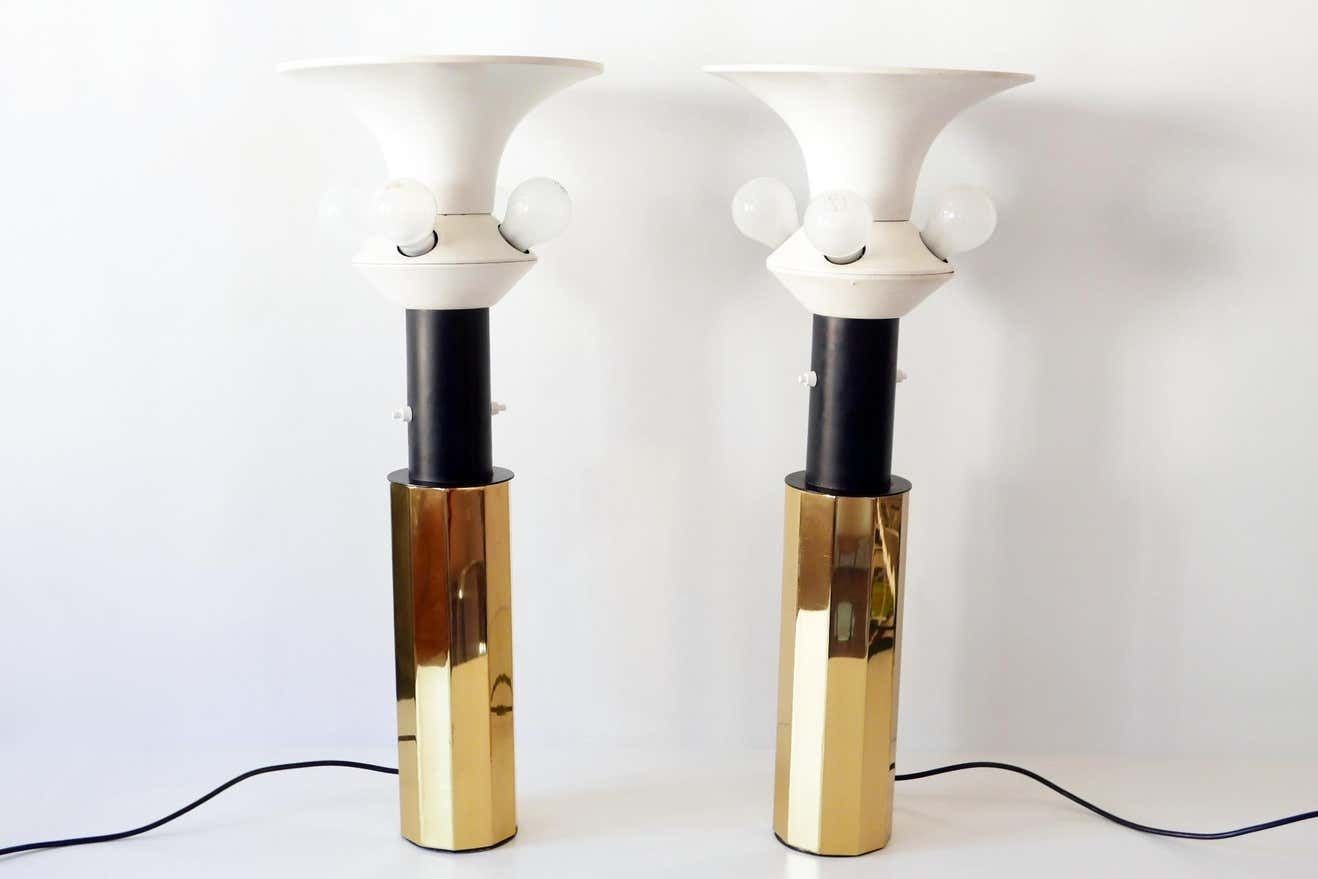 photo vintage Set Of Two Huge, 5 Flamed Midcentury Decagonal Brass Table Lamps, 1960s, Germany