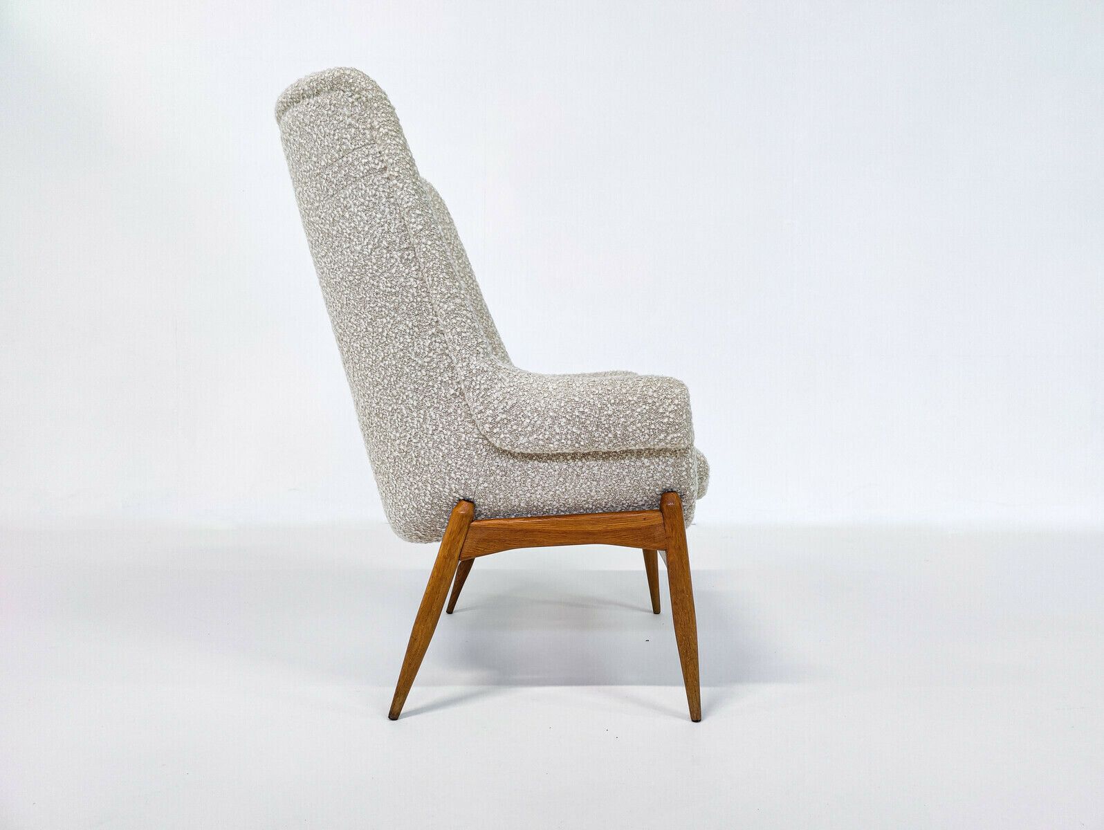 Pair Of Mid Century Modern Armchairs By Julia Gaubek In Beige Boucle photo vinterior