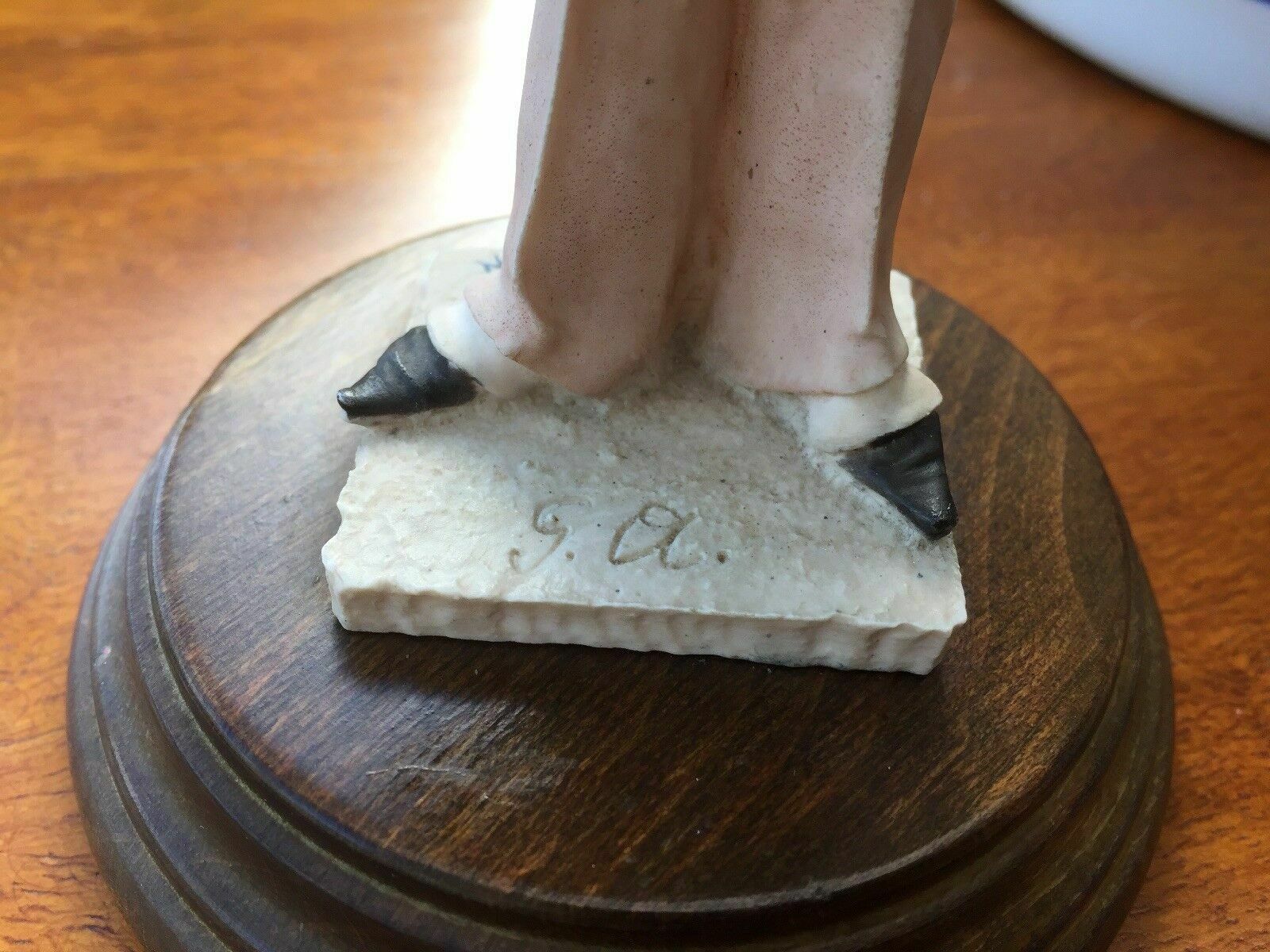 Vintage Capodimonte Figurine. Giuseppe Armani photo buy