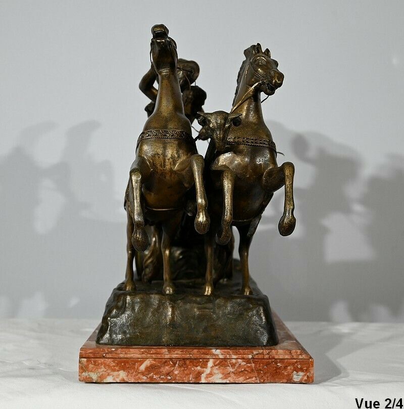 photo vinterior Important Spelter Clock “Roman Race” By X.Raphanel – Late 19th Century