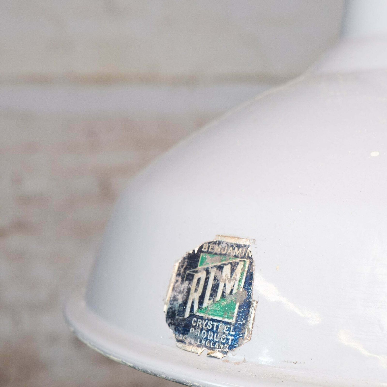photo vintage Benjamin Rlm  Pendant Light