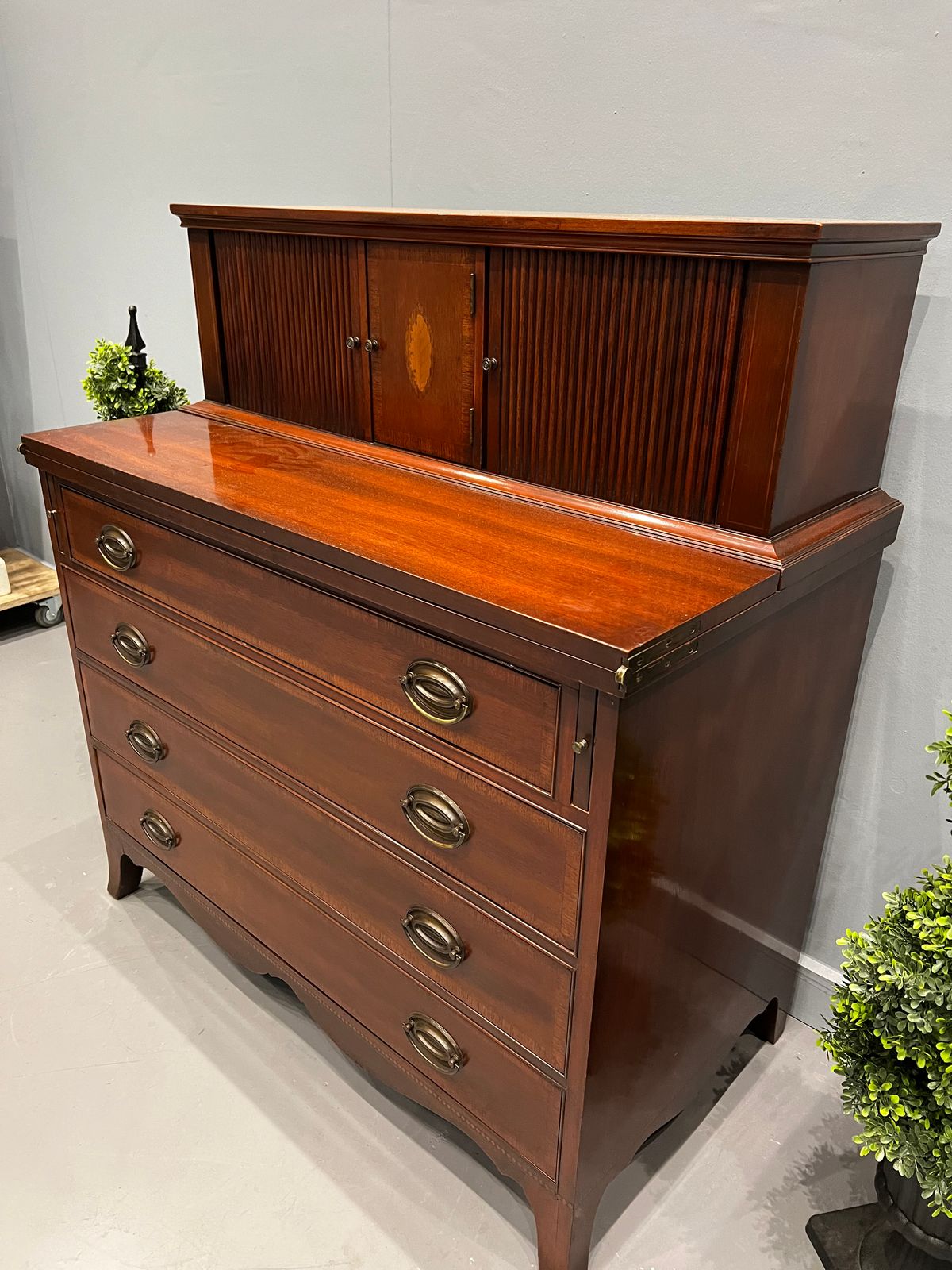 Cambor Fronted Chest Of Drawers With Pull Over Leave To Use As A Desk photo 595.0