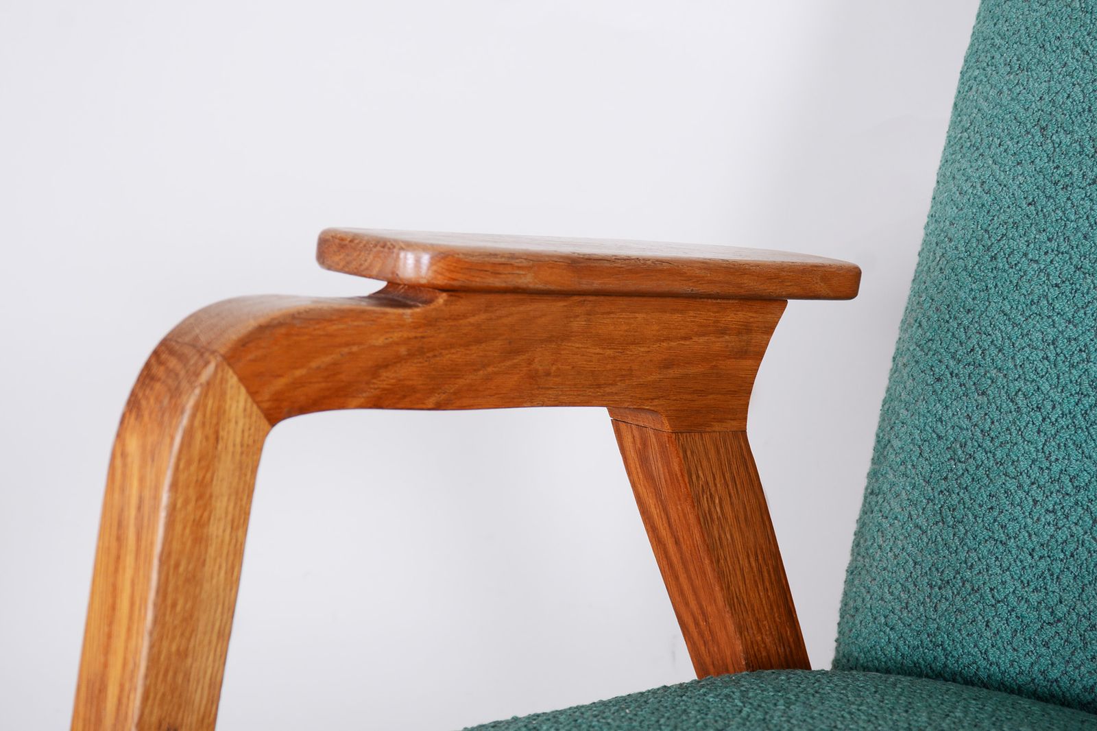 Original Green Beech Art Deco Armchair, Revitalized Varnish, 1940s, Czechia photo 650.0