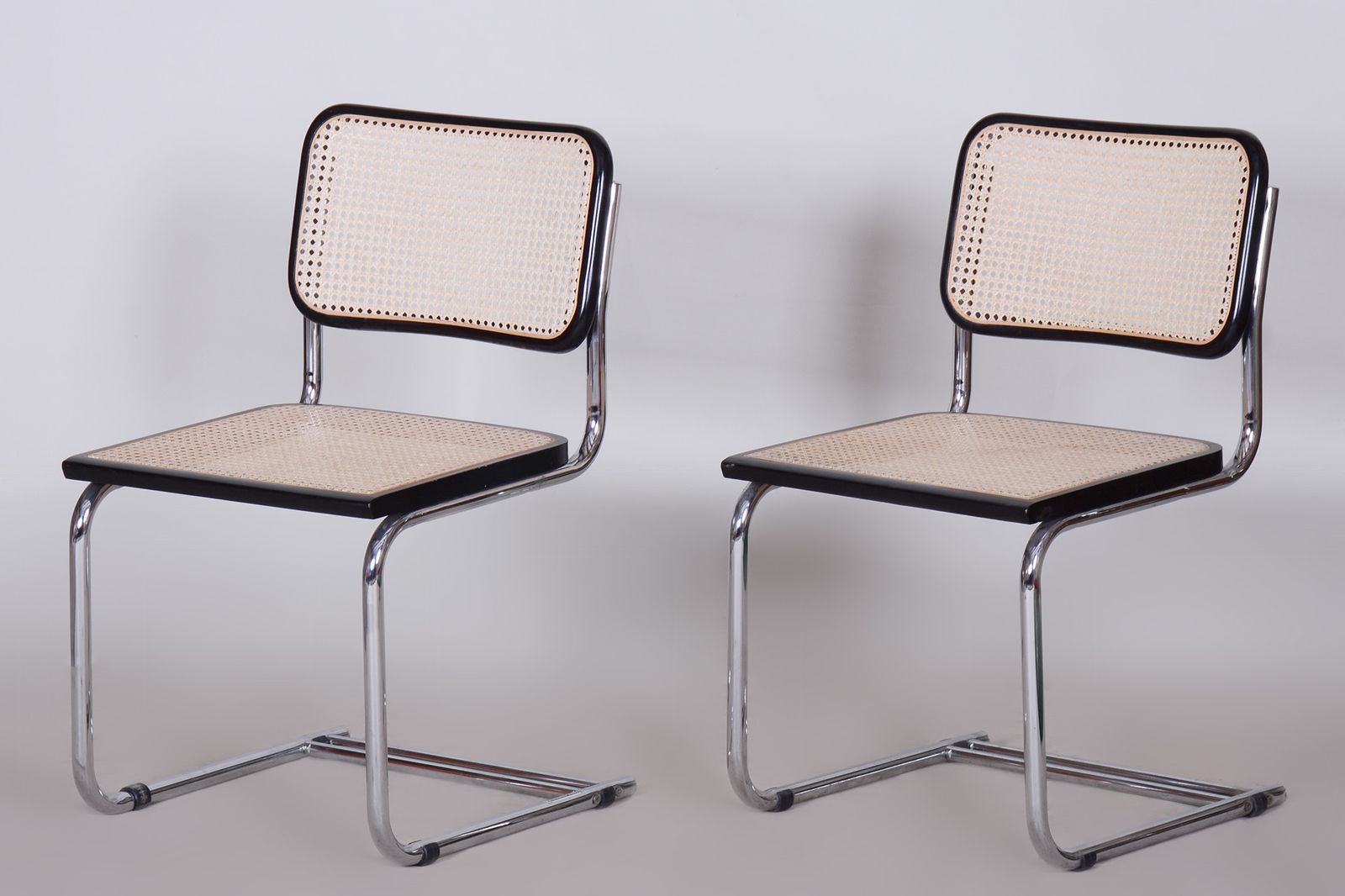 Original Pair Of Bauhaus Chairs, Very Well Preserved Condition, Chrome Plated Steel, Rattan, Beech, 1960s, Italy photo vintage