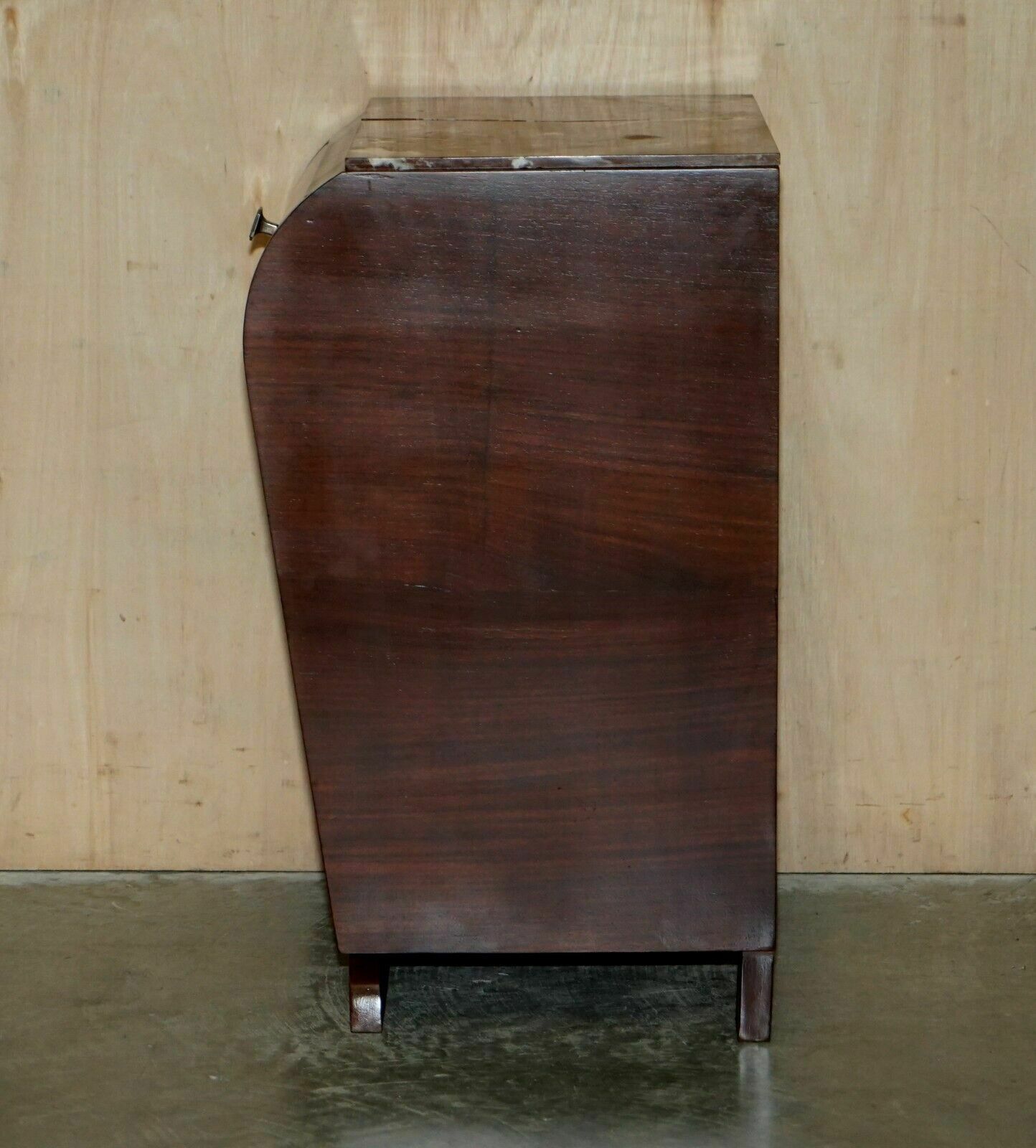 photo vintage Fine Pair Of Antique French Art Deco Mahogany & Marble Topped Bedside Tables