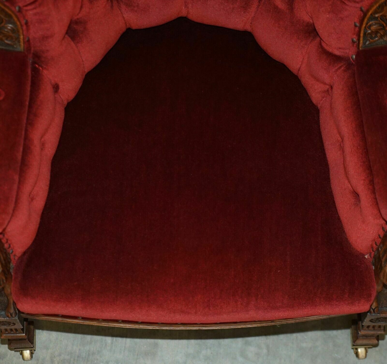 photo vinterior Antique Regency Circa 1810 Oak Carved Armchair With Lions Head Oxblood Velour