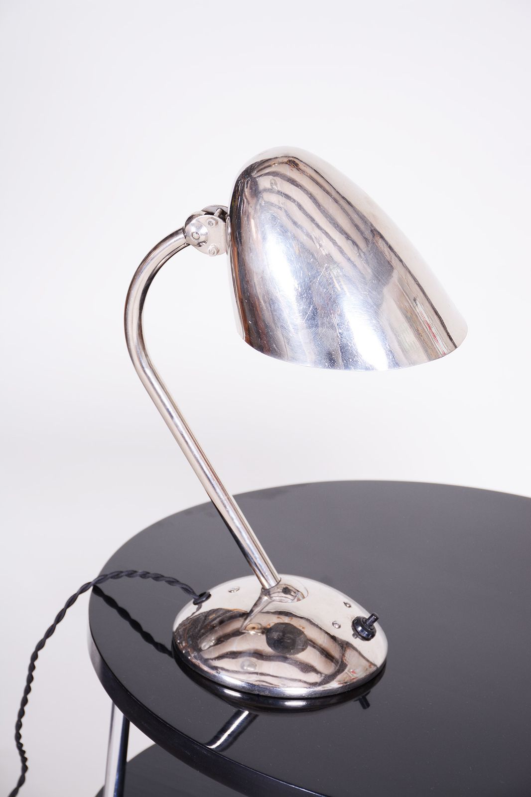 photo vinterior Pair Of Art Deco Table Lamps, Designed By Franta Anyz, Napako, Chrome Plated Steel,  Aluminium, Czechia, 1930s