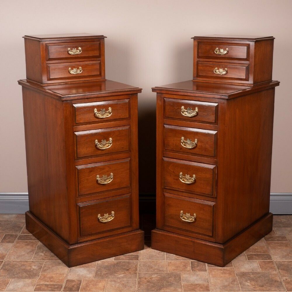Good Quality Pair Of Edwardian Walnut Bedside Chests photo furniture