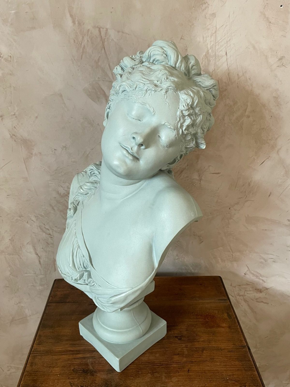 Bust Carrier Belleuse, 18th Century And Earlier photo for sale