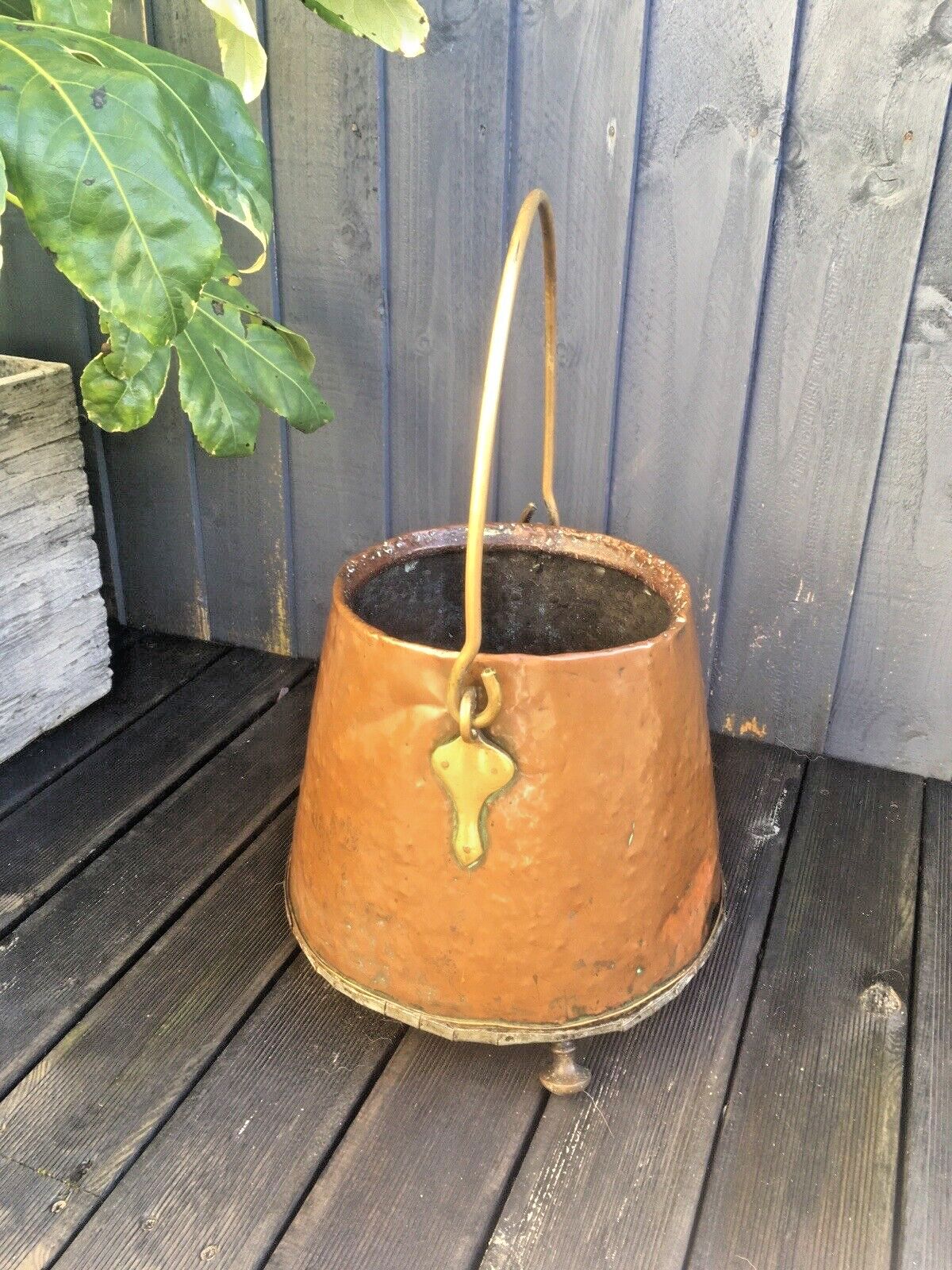 Heavy Antique 19th C Copper Brass Art Nouveau Fire Side Coal Bucket Log Storage
