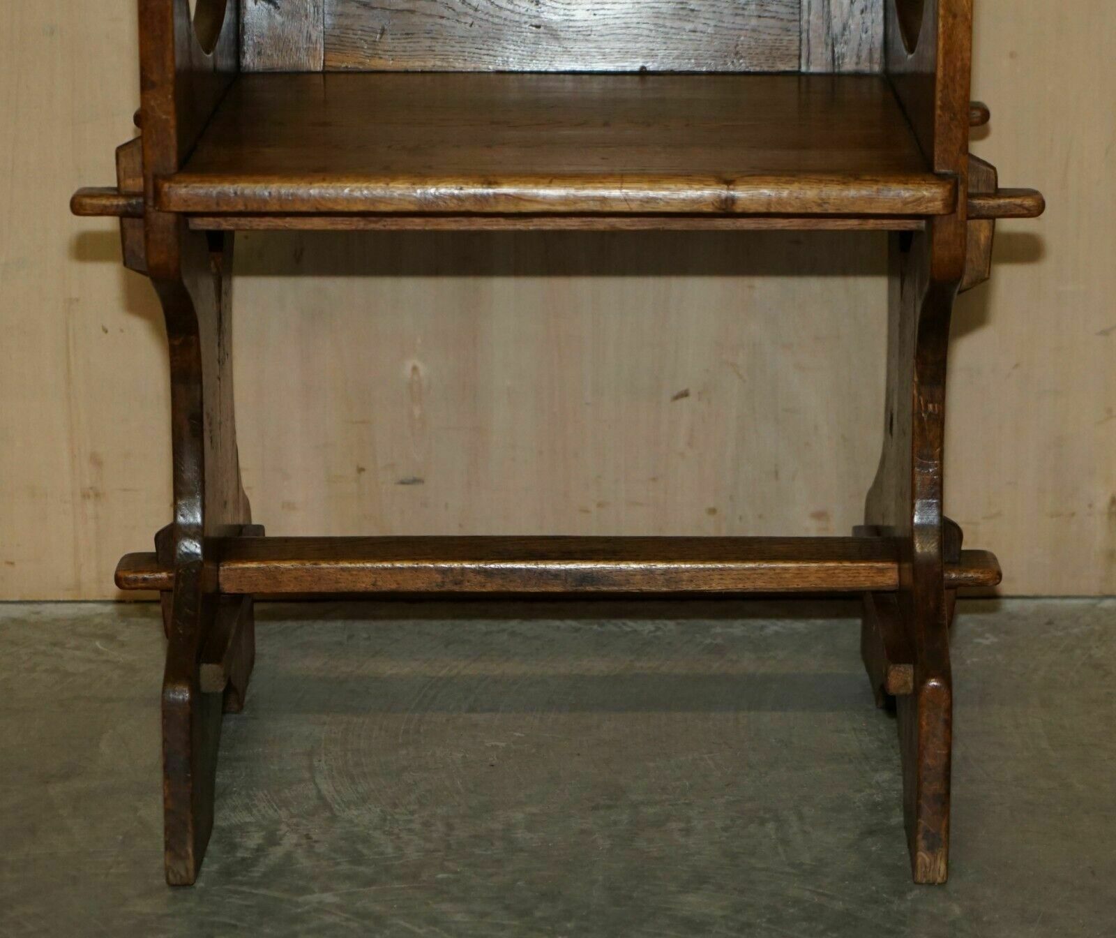 Pair Of Antique Carved English Oak Armchairs With Armorial Crest Coat Of Arms photo vinterior