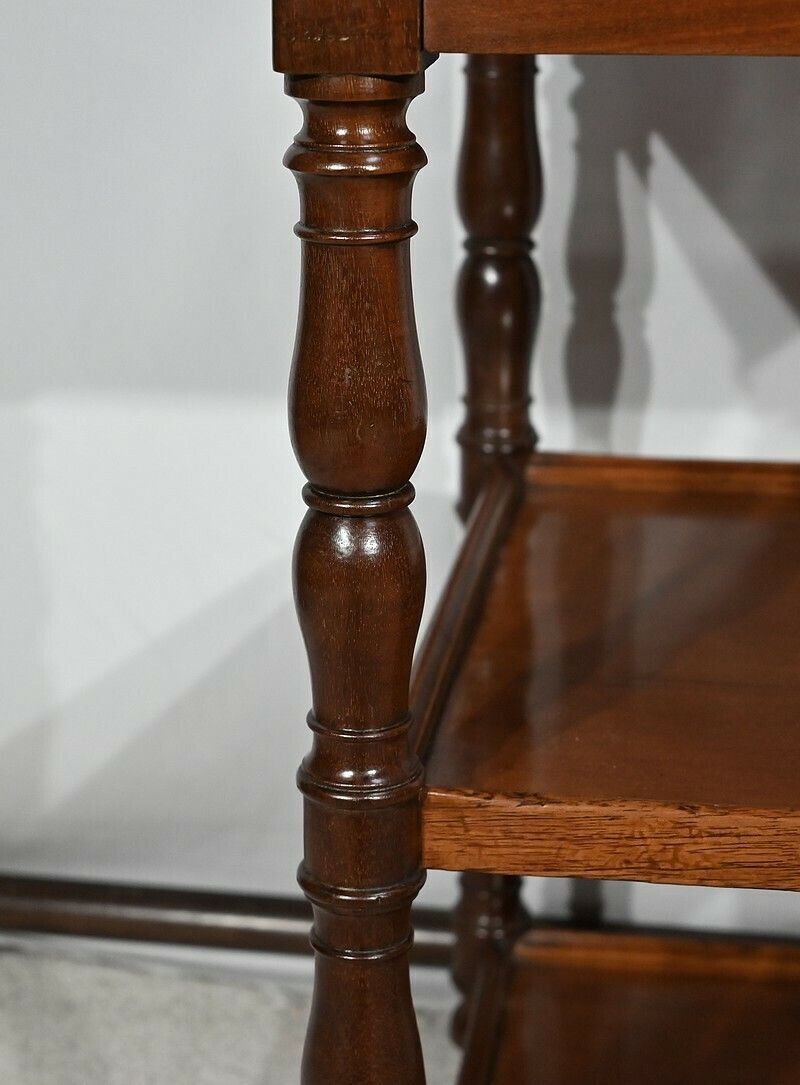 photo furniture Small Serving Table In Cuban Mahogany, Restoration Period, Early 19th Century