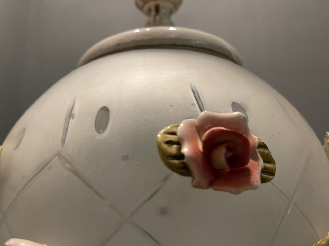 Italian Ceramic Rose Light Pendant photo 899.0