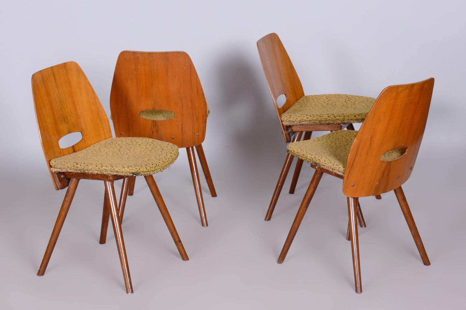 Set Of Four Mid Century Walnut Chairs By Frantisek Jirak, Tatra Nabytok, Czechia, 1950s photo furniture