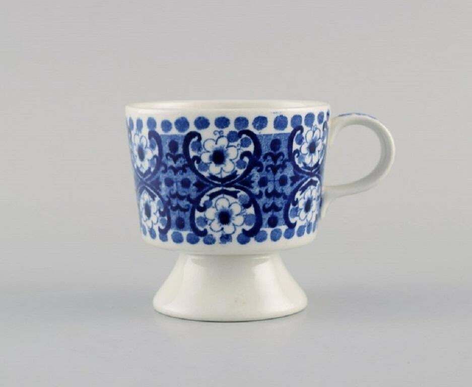 Raija Uosikkinen For Arabia, 9 Ali Porcelain Coffee Cups With Saucers photo furniture