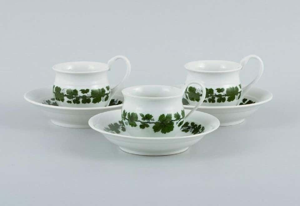 Meissen, Green Ivy Vine, 3 Coffee Cups With Accompanying photo furniture