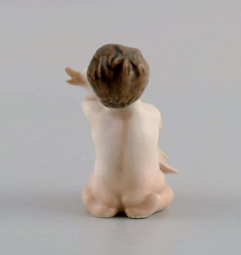 Rare Royal Copenhagen Porcelain Figure, Girl With Duck, Model Number 2332 photo Home Decor