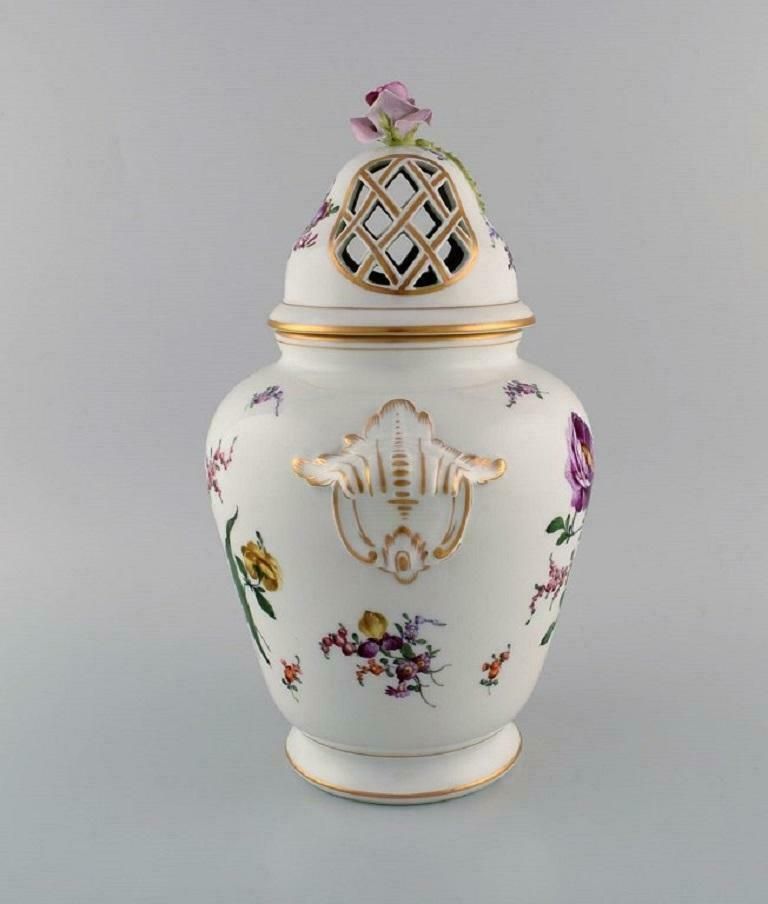 Large Antique Dresden Ornamental Vase In Hand Painted Porcelain photo furniture