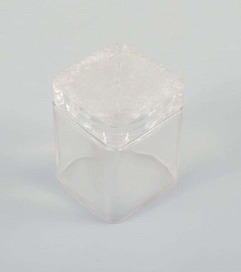 Early Laliqué Creme Pot "La Jacee" With Lid, Manufactured For Coty, 1928 photo Home Decor