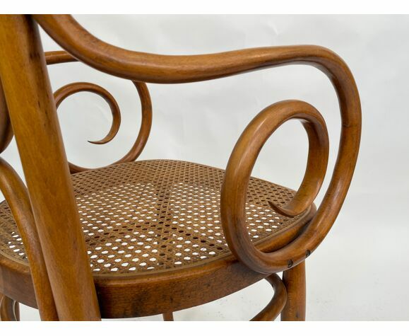 photo vintage Original Armchair From One Of The Most Famous Chair Manufacturers In Europe.