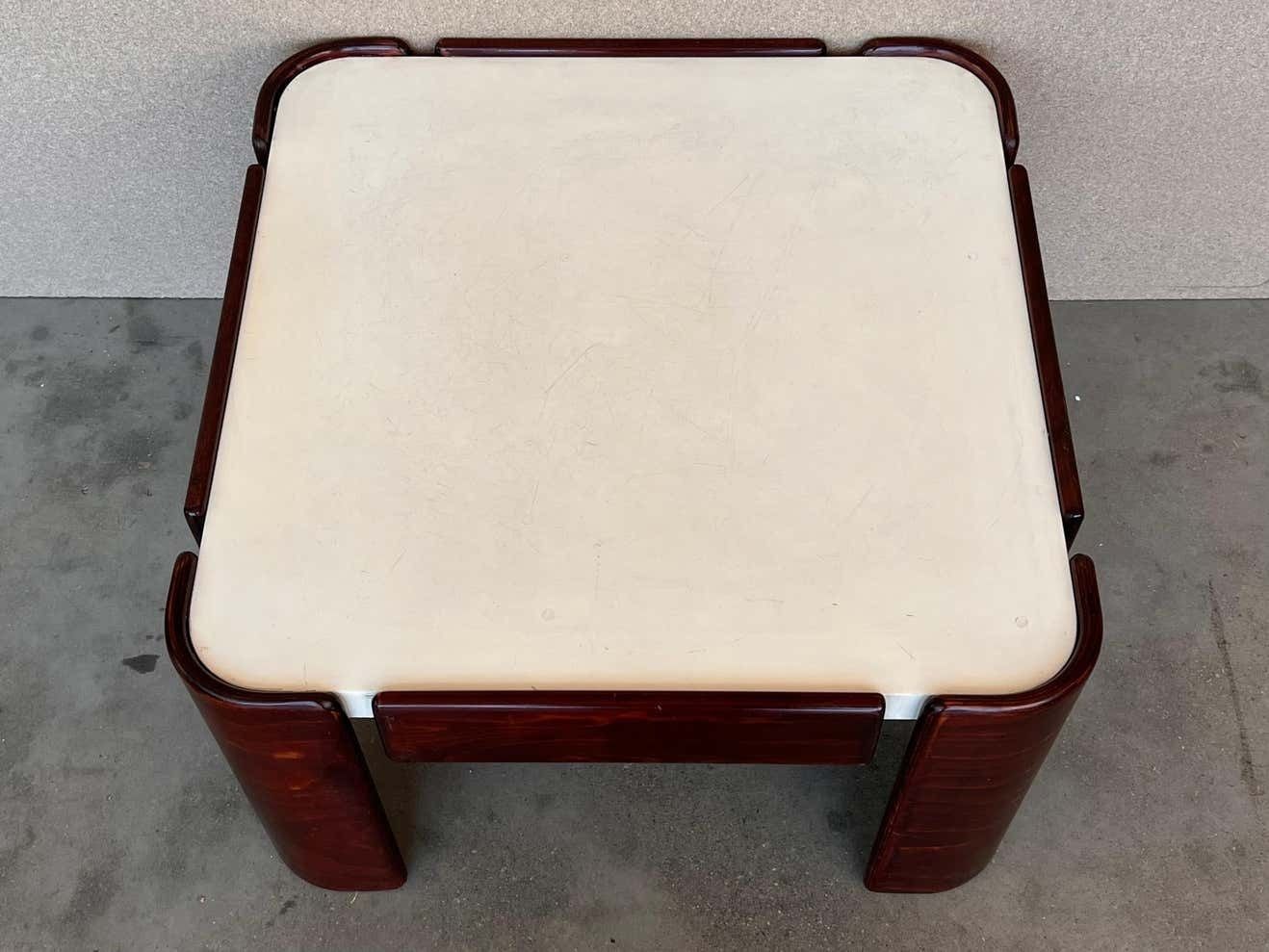 photo furniture Set Of Mid Century Modern Coffee Tables With Curved Legs And White Top