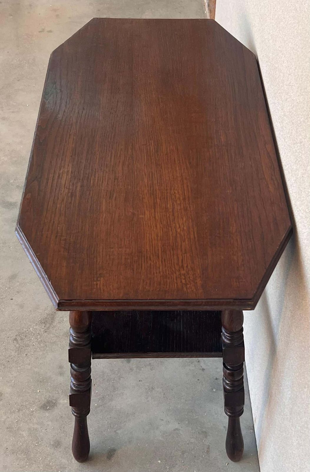 Console de style campagne français à deux niveaux en noyer photo 2590.0