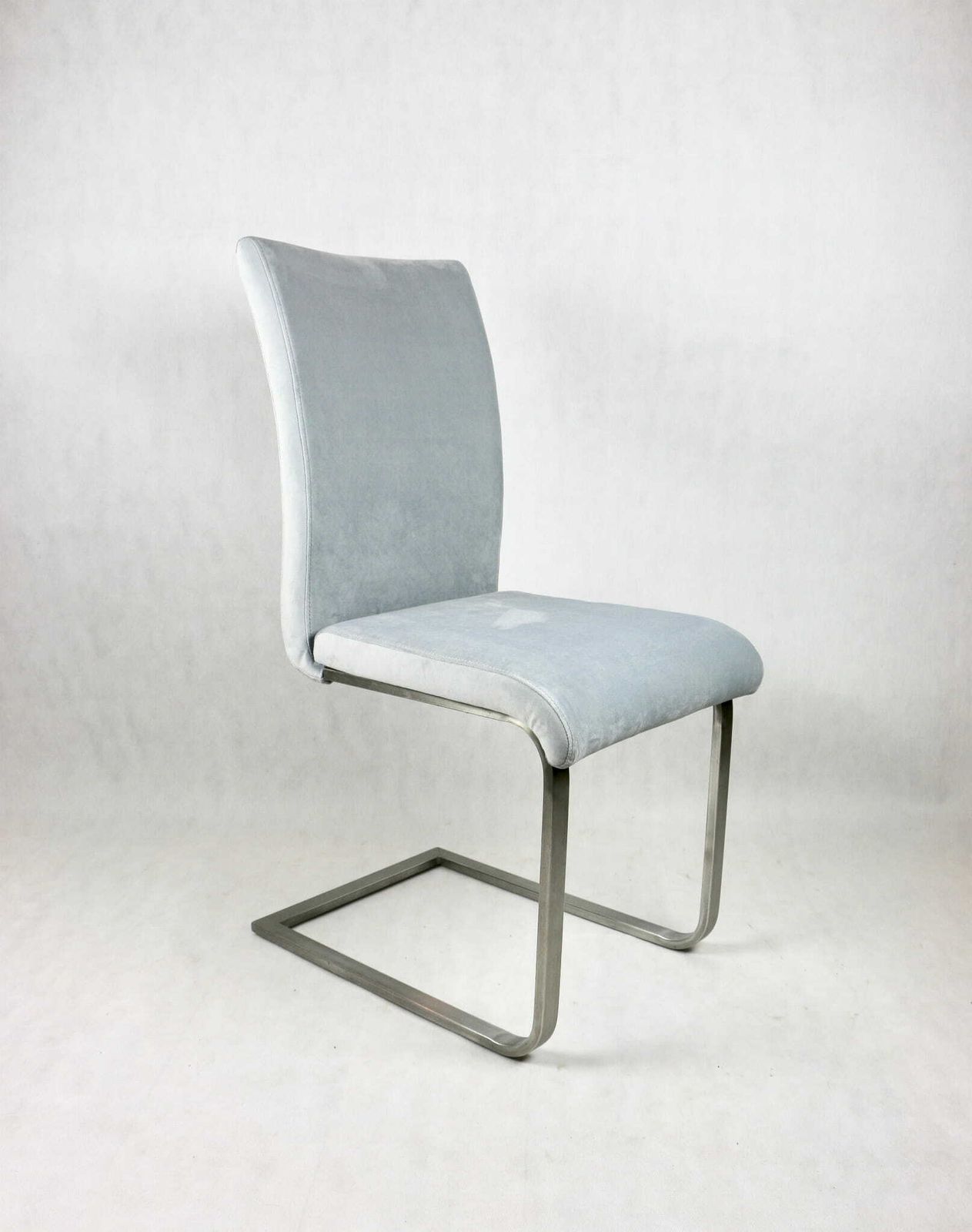 Furniture Set Of 4 Chairs On Metal Legs   Gray Silver Velvet Velvet   4 Pieces photo