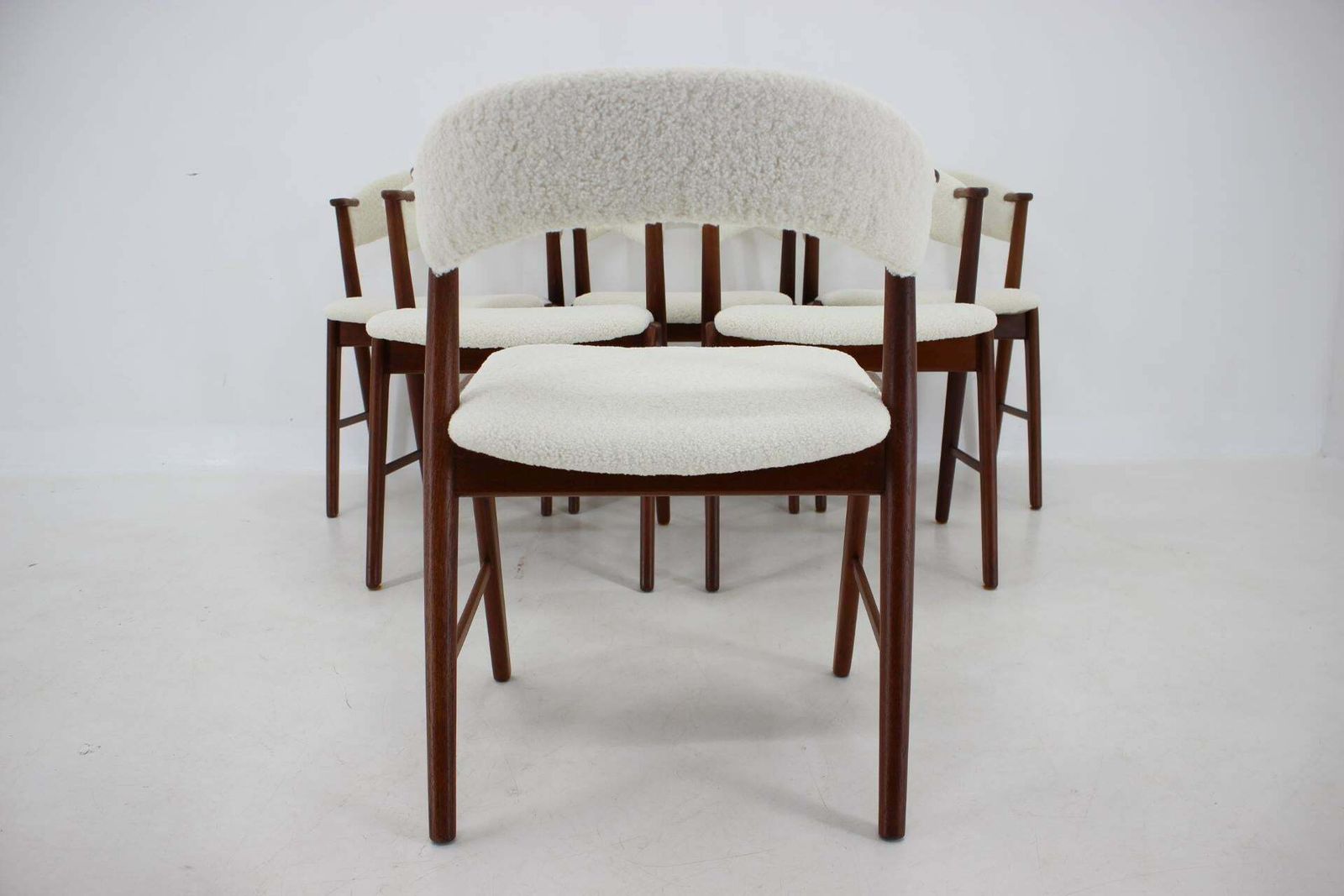 photo furniture 1960s Kai Kristiansen Set Of 6 Model 32 Teak Dining Chairs In Sheepskin Fabric