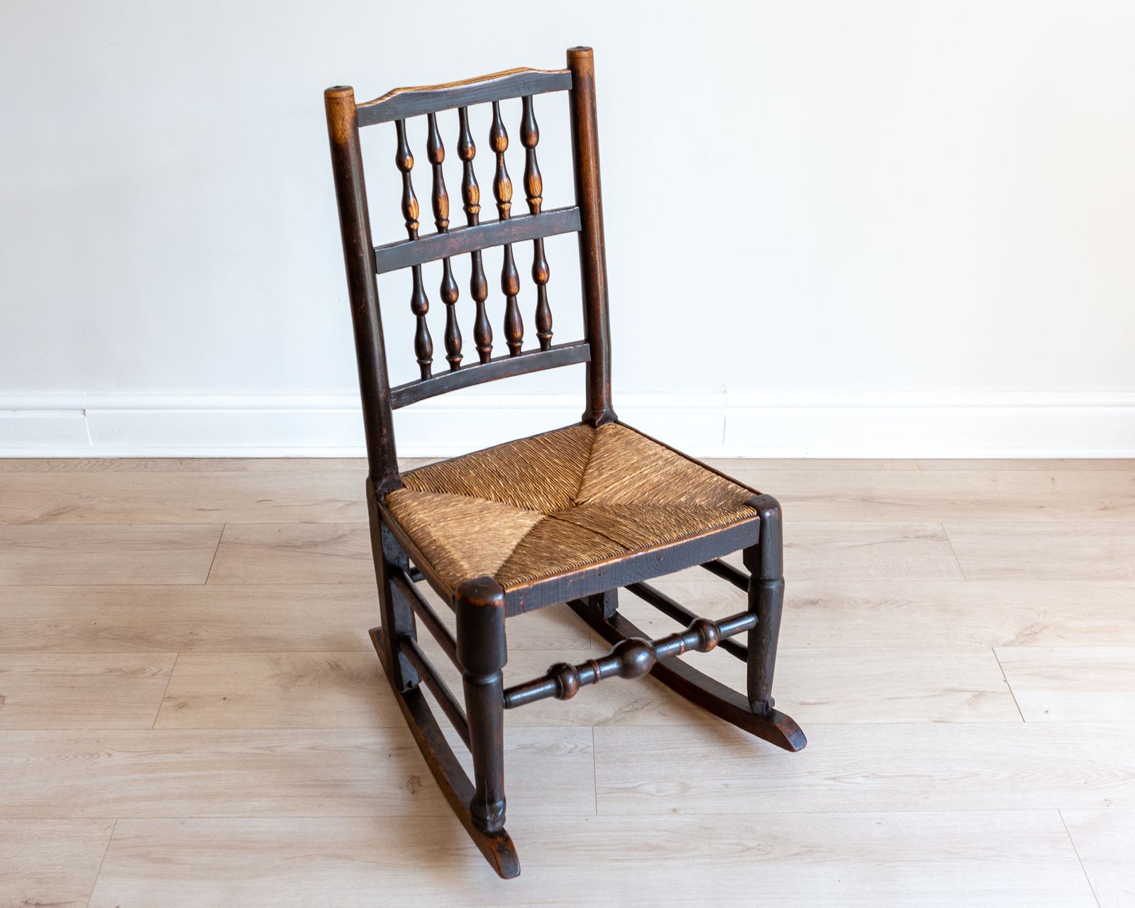 Georgian Rocking Chair 18th Century Antiqu.E Lancashire Rusti.C Fireside Chair English Farmhouse Country House Rush Seat Spindle Back Ash Elm photo vinterior
