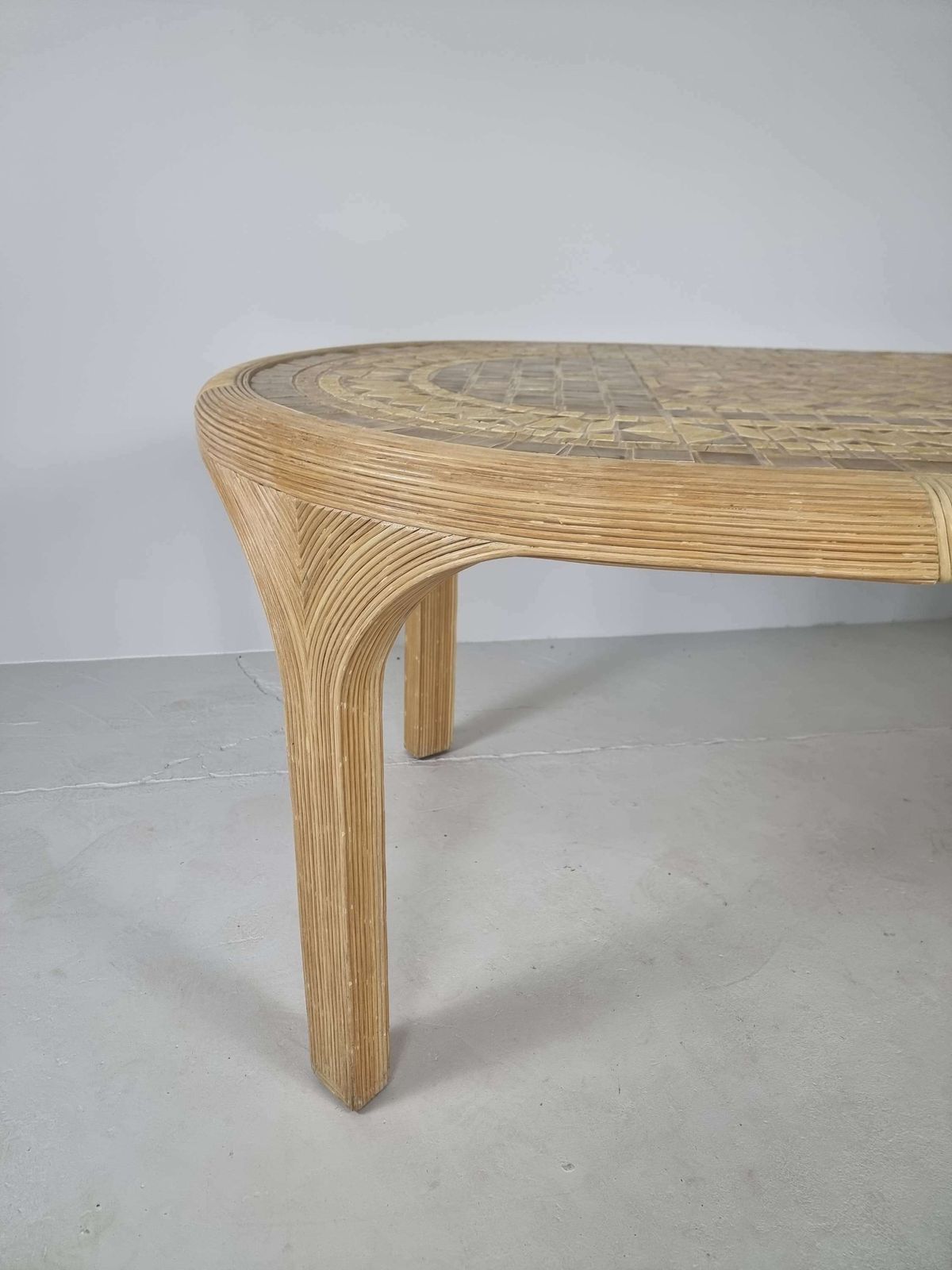 Rotan Riet Eettafel Met Keramische Inleg, Jaren 1980 photo 2728.0