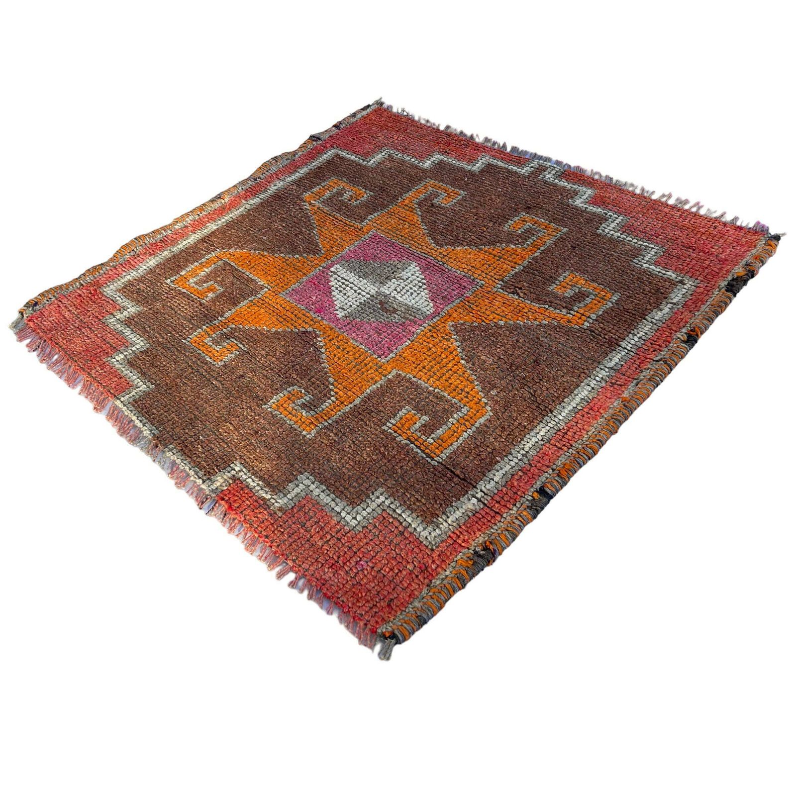 Traditional Vintage Kurdish Herki Rug , 100x100 Cm photo furniture