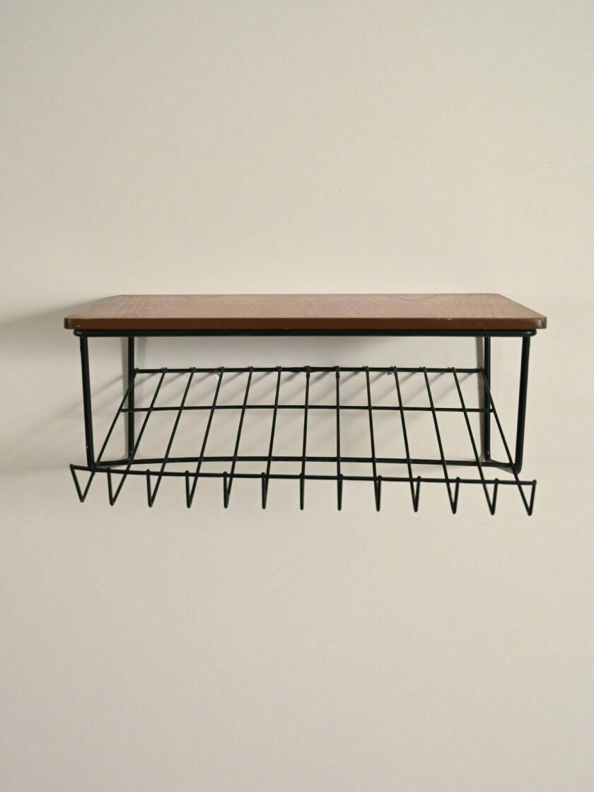 Bedside Table / Suspended Console photo furniture